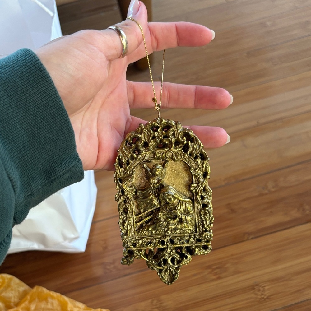 Religious ornament
